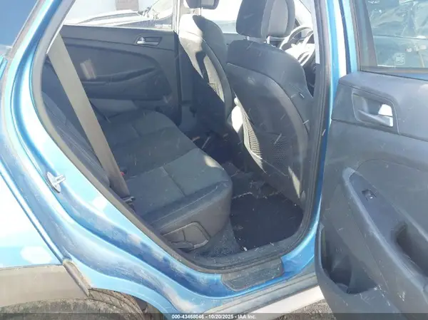 KM8J33A43JU708005 2018 HYUNDAI TUCSON - Image 8