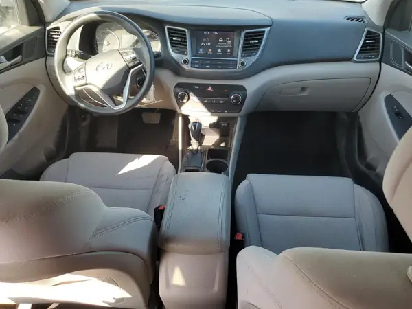 KM8J33A43JU709414 2018 HYUNDAI TUCSON - Image 8