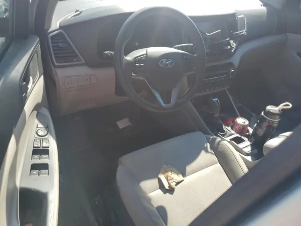 KM8J33A43JU710627 2018 HYUNDAI TUCSON - Image 8