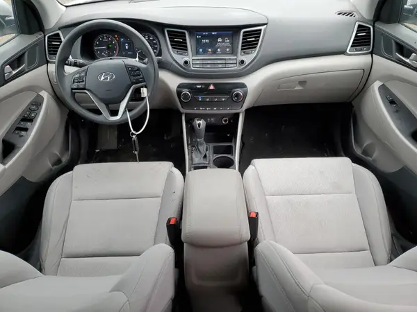 KM8J33A43JU710921 2018 HYUNDAI TUCSON - Image 8