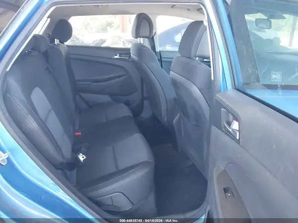 KM8J33A43JU725225 2018 HYUNDAI TUCSON - Image 8