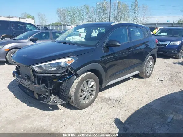 KM8J33A43JU727914 2018 HYUNDAI TUCSON - Image 2