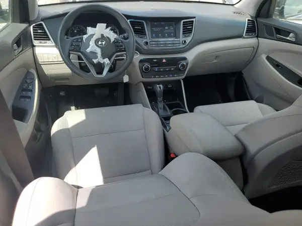 KM8J33A43JU734071 2018 HYUNDAI TUCSON - Image 8