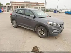 KM8J33A43JU756815 2018 HYUNDAI TUCSON