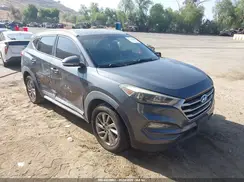 KM8J33A43JU825213 2018 HYUNDAI TUCSON