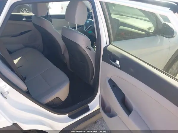 KM8J33A43KU005683 2019 HYUNDAI TUCSON - Image 8