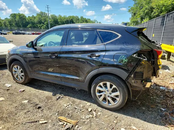 KM8J33A43KU866717 2019 HYUNDAI TUCSON - Image 2