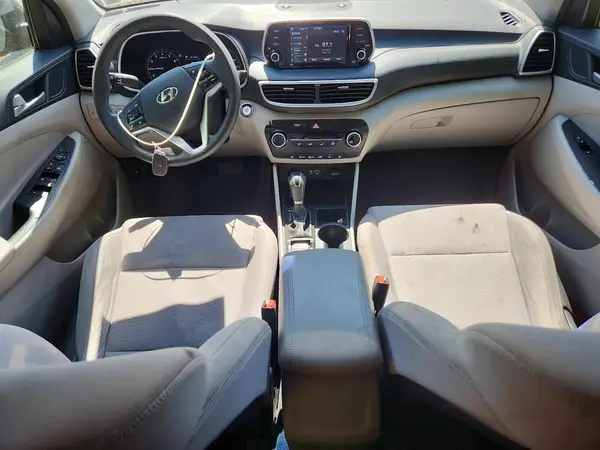 KM8J33A43KU866717 2019 HYUNDAI TUCSON - Image 8