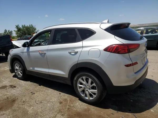 KM8J33A43KU890015 2019 HYUNDAI TUCSON - Image 2
