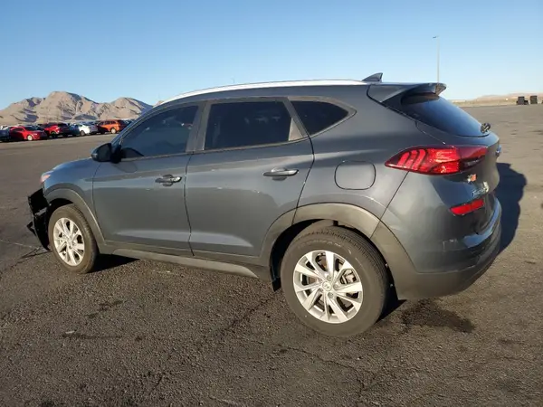 KM8J33A43KU989840 2019 HYUNDAI TUCSON - Image 2