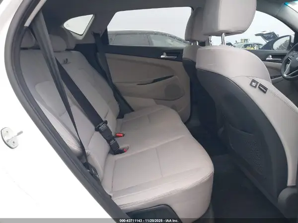 KM8J33A43LU097797 2020 HYUNDAI TUCSON - Image 8