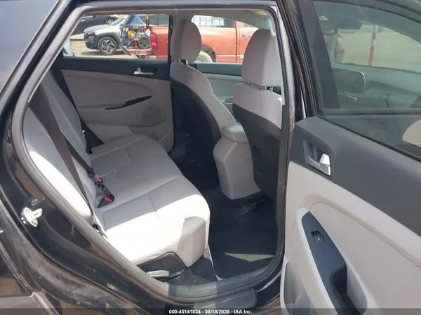 KM8J33A43LU134587 2020 HYUNDAI TUCSON - Image 8