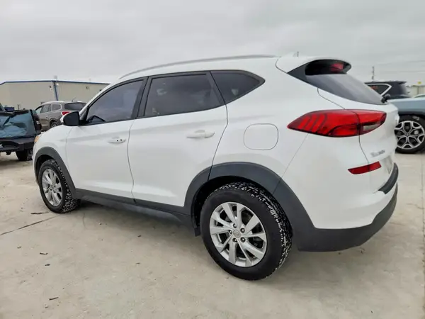 KM8J33A43LU137117 2020 HYUNDAI TUCSON - Image 2