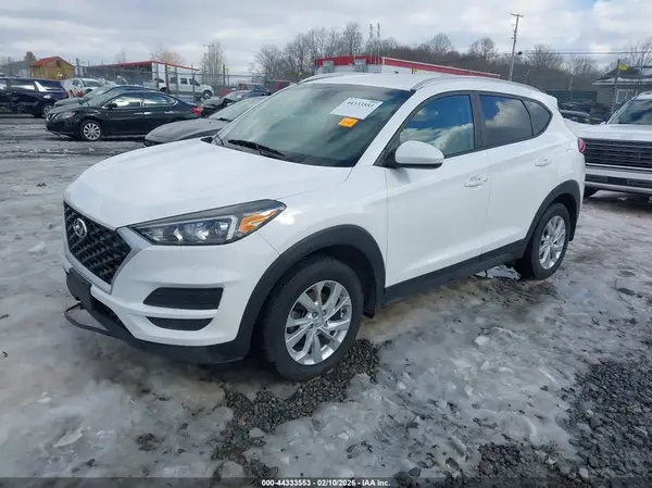 KM8J33A43LU157254 2020 HYUNDAI TUCSON - Image 2