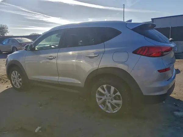 KM8J33A43LU239873 2020 HYUNDAI TUCSON - Image 2