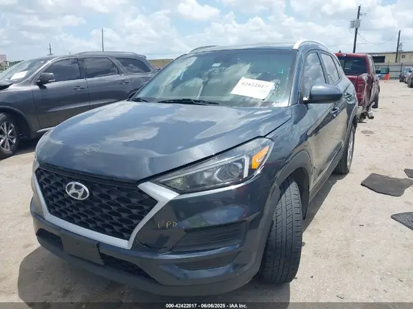 KM8J33A43LU262683 2020 HYUNDAI TUCSON - Image 2