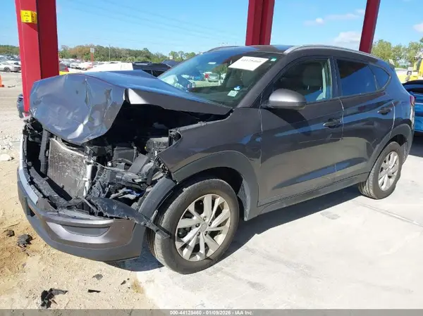KM8J33A43LU265096 2020 HYUNDAI TUCSON - Image 2