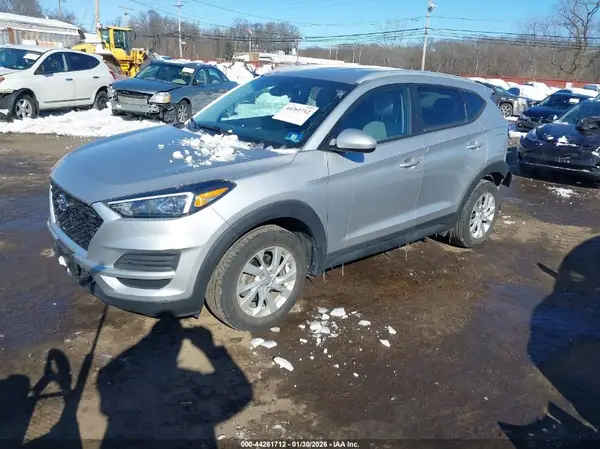 KM8J33A43LU270394 2020 HYUNDAI TUCSON - Image 2