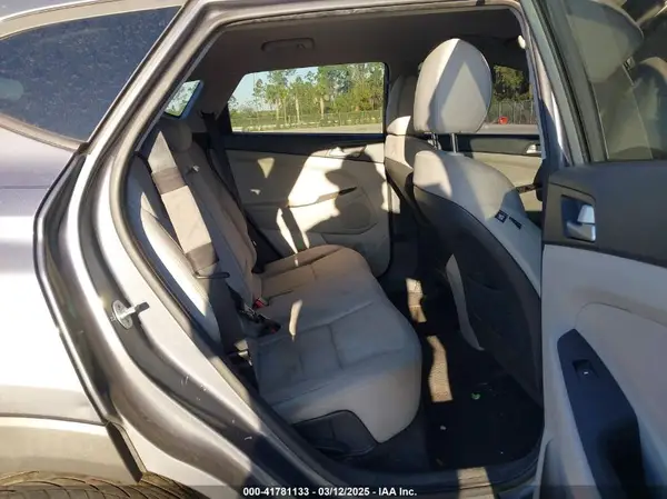 KM8J33A43MU286709 2021 HYUNDAI TUCSON - Image 8