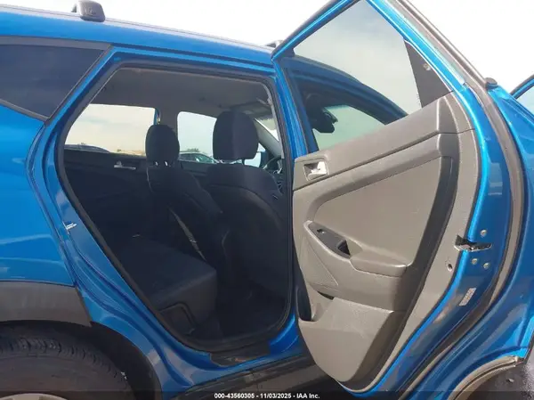 KM8J33A43MU294633 2021 HYUNDAI TUCSON - Image 8