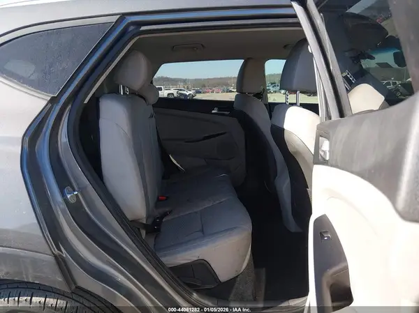 KM8J33A43MU325377 2021 HYUNDAI TUCSON - Image 8