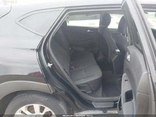KM8J33A43MU366043 2021 HYUNDAI TUCSON - Image 8