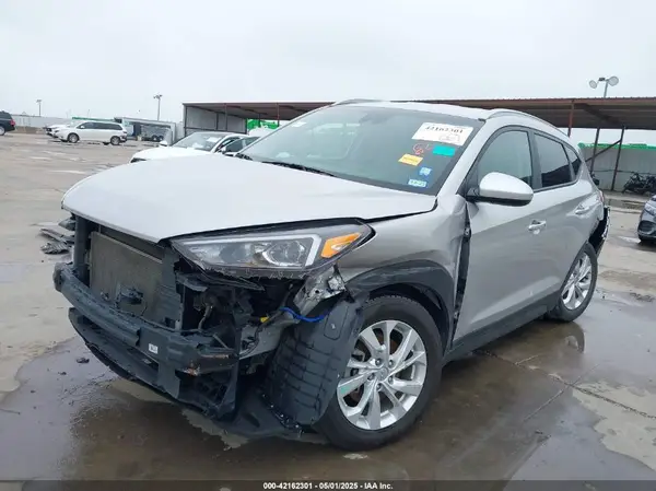 KM8J33A43MU375471 2021 HYUNDAI TUCSON - Image 2