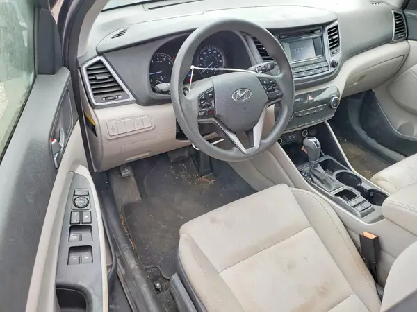 KM8J33A44GU027554 2016 HYUNDAI TUCSON - Image 8
