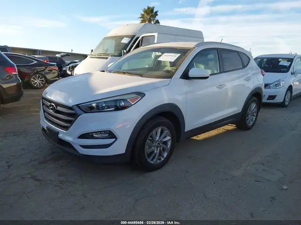 KM8J33A44GU040241 2016 HYUNDAI TUCSON - Image 2