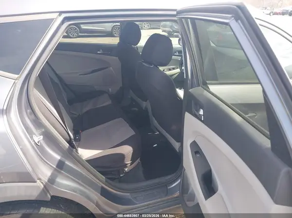 KM8J33A44GU088791 2016 HYUNDAI TUCSON - Image 8