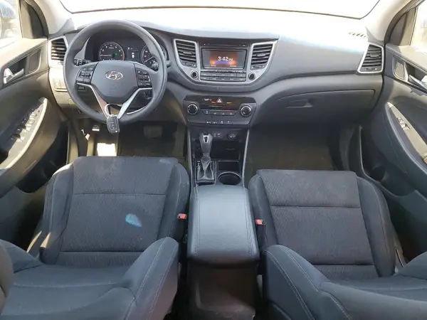 KM8J33A44GU091674 2016 HYUNDAI TUCSON - Image 8