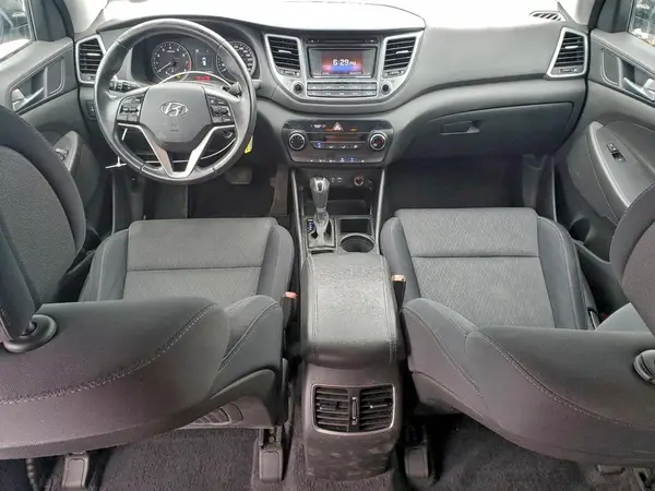 KM8J33A44GU102866 2016 HYUNDAI TUCSON - Image 8