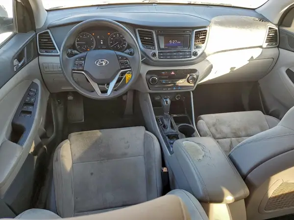 KM8J33A44GU121689 2016 HYUNDAI TUCSON - Image 8