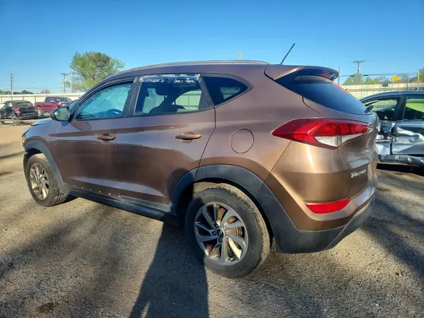 KM8J33A44GU160587 2016 HYUNDAI TUCSON - Image 2