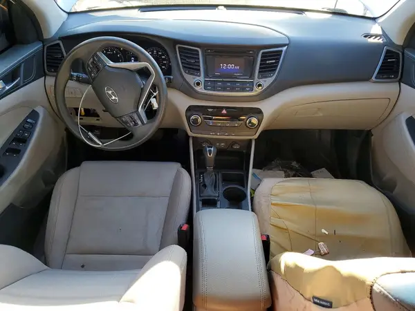 KM8J33A44GU196022 2016 HYUNDAI TUCSON - Image 8
