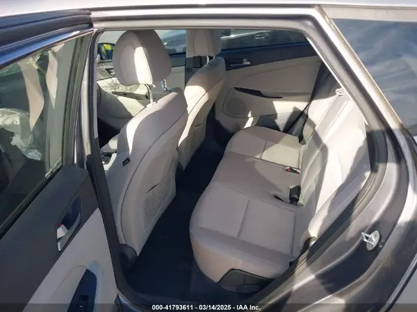 KM8J33A44GU209299 2016 HYUNDAI TUCSON - Image 8