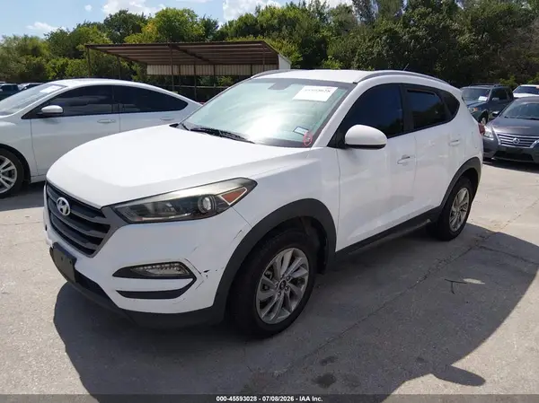 KM8J33A44GU209786 2016 HYUNDAI TUCSON - Image 2