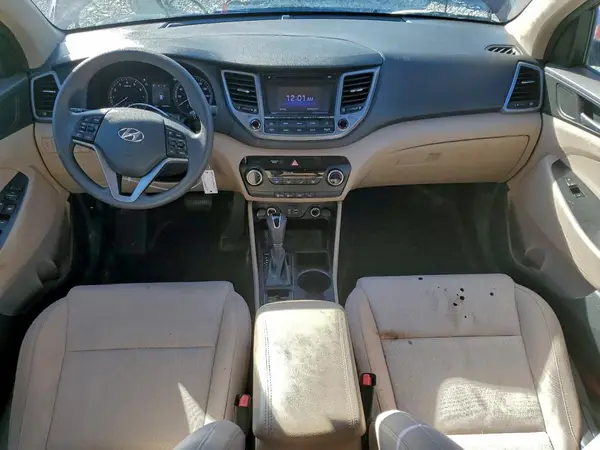 KM8J33A44GU214745 2016 HYUNDAI TUCSON - Image 8