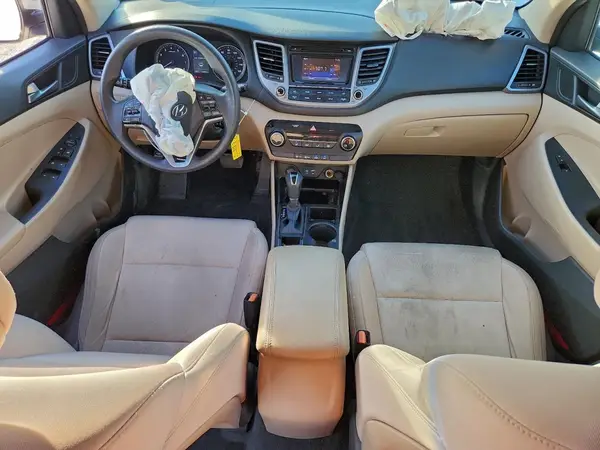 KM8J33A44GU247809 2016 HYUNDAI TUCSON - Image 8