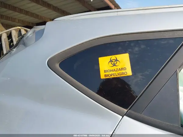 KM8J33A44HU293562 2017 HYUNDAI TUCSON - Image 8