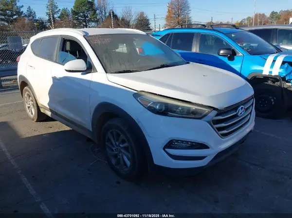 KM8J33A44HU295635 2017 HYUNDAI TUCSON - Image 1