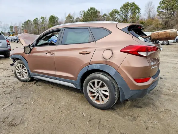 KM8J33A44HU313048 2017 HYUNDAI TUCSON - Image 2