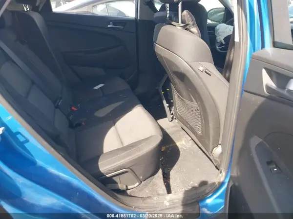KM8J33A44HU318010 2017 HYUNDAI TUCSON - Image 8