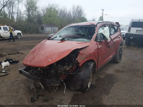 KM8J33A44HU318637 2017 HYUNDAI TUCSON - Image 2