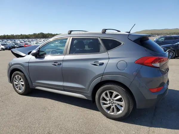 KM8J33A44HU376246 2017 HYUNDAI TUCSON - Image 2