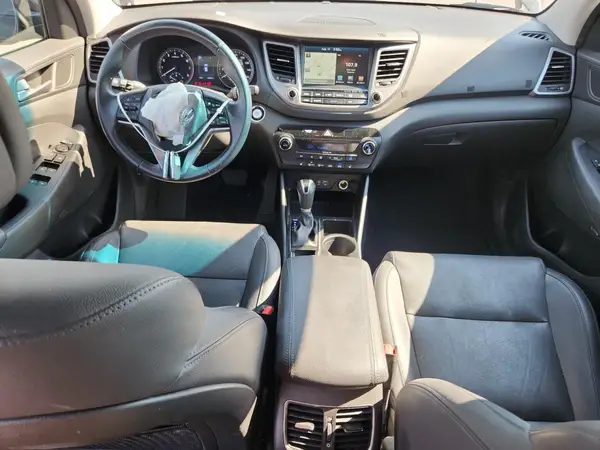 KM8J33A44HU379454 2017 HYUNDAI TUCSON - Image 8