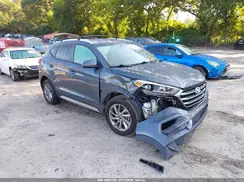 KM8J33A44HU439801 2017 HYUNDAI TUCSON