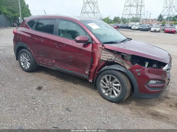 KM8J33A44HU444366 2017 HYUNDAI TUCSON - Image 1