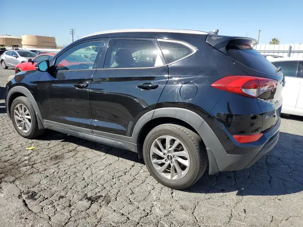 KM8J33A44HU446344 2017 HYUNDAI TUCSON - Image 2