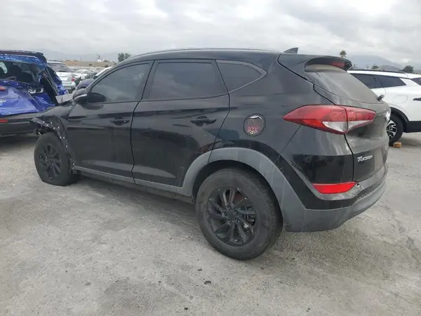 KM8J33A44HU446652 2017 HYUNDAI TUCSON - Image 2
